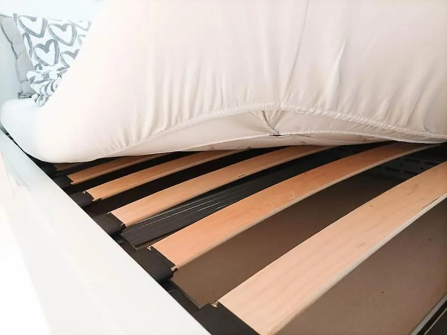 아파트 Loft Bed Studio With Free Parking, 2 Bikes! Self Check In, Wi-Fi, Ac 풀라