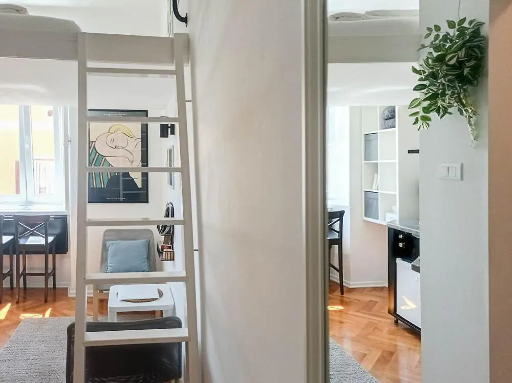 Loft Bed Studio With Free Parking, 2 Bikes! Self Check In, Wi-Fi, Ac 풀라 0*,  크로아티아